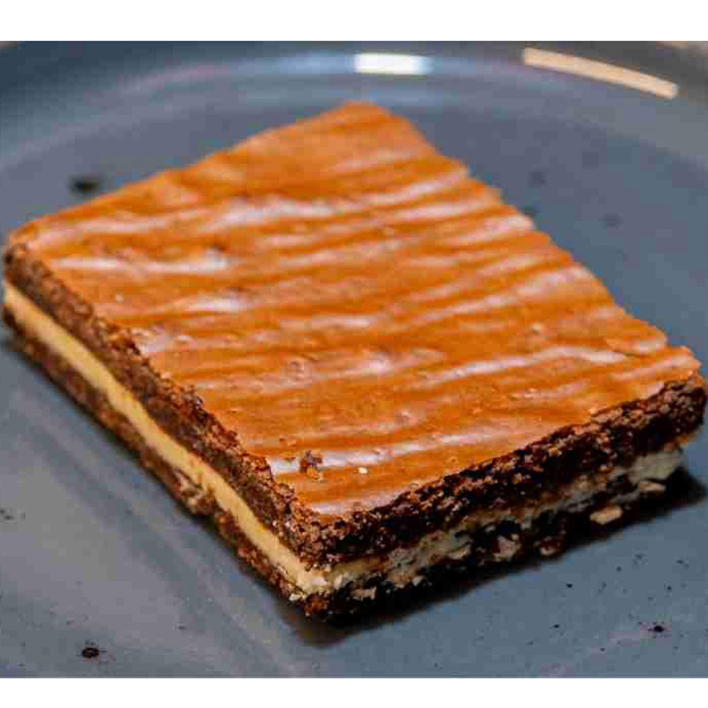 BEYAZ ÇİKOLATALI BROWNİE